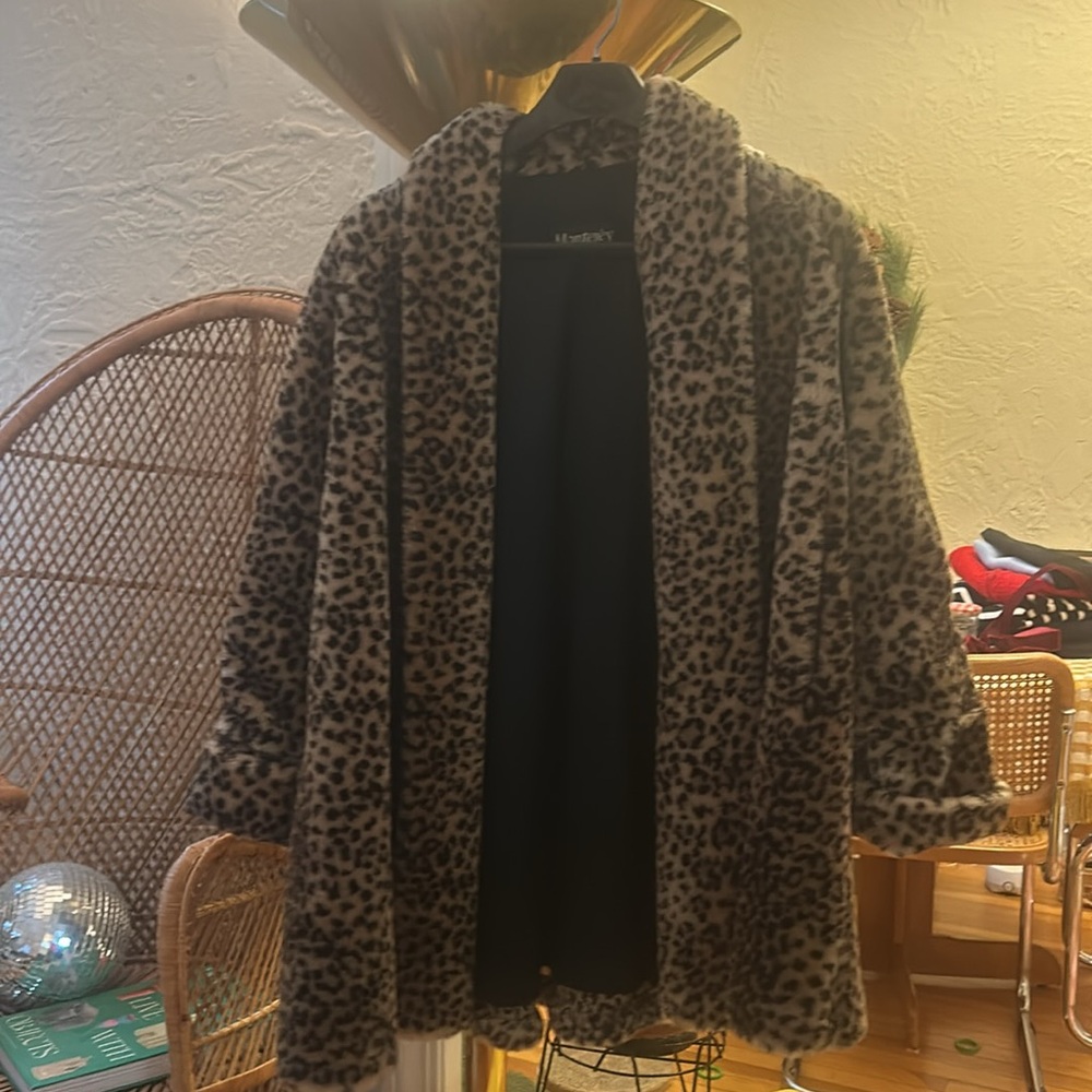 Vintage faux fur leopard cheetah coat